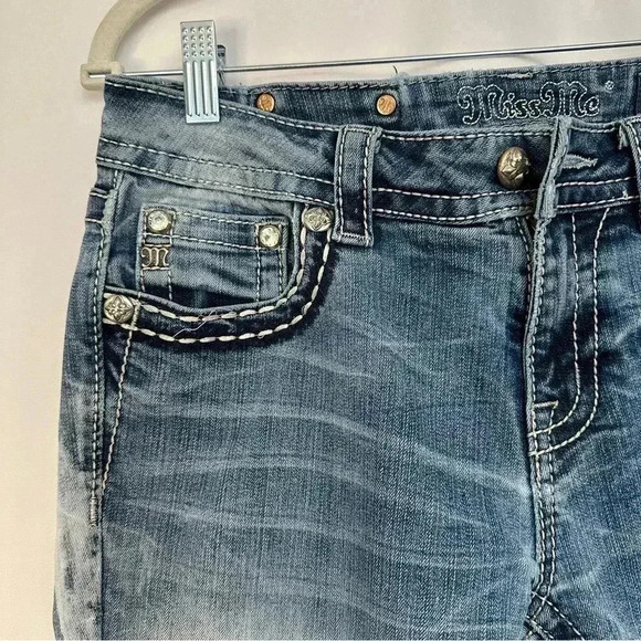 Miss Me Jeans Mid Rise Bootcut Embellished Back Pockets‎ Cropped Womens Sz 30 - Picture 5 of 16